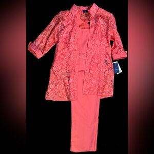 New with tags 3pc Mango suit. Great for spring/summer.